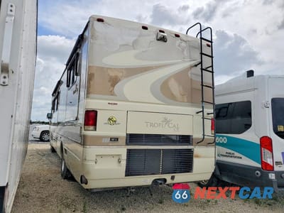 Trzecie zdjęcie samochodu z tyłu: 2006 FREIGHTLINER CHASSIS XC RV VIN:4UZAB2DC96CW85584 - miniatura