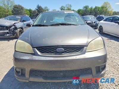 Piąte zdjęcie samochodu w środku: 2006 FORD FOCUS ZX3 VIN:1FAHP31N86W201876 - miniatura