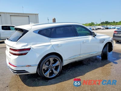 Trzecie zdjęcie samochodu z tyłu: 2025 GENESIS GV80 PRESTIGE VIN:KMUHEESC3SU280949 - miniatura