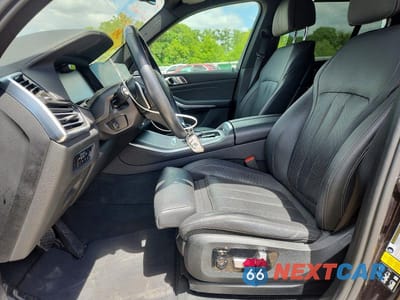 Zdjęcie 7 z 13 samochodu: 2022 BMW X5 XDRIVE40I VIN:5UXCR6C02N9L00691 - miniatura