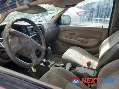 Zdjęcie 7 z 12 samochodu: 2003 TOYOTA TACOMA DOUBLE CAB PRERUNNER VIN:5TEGN92N03Z153897 - miniatura