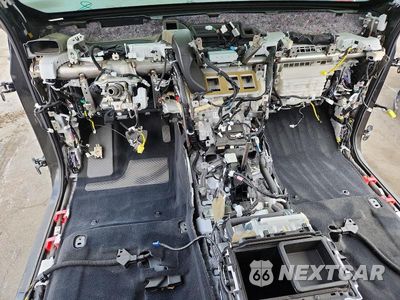 Zdjęcie 8 z 13 samochodu: 2024 LEXUS LX 600 LUXURY VIN:JTJGB7CX5R4065214 - miniatura