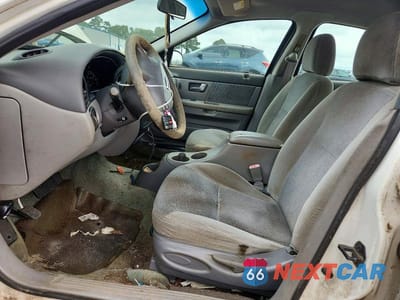 Zdjęcie 7 z 12 samochodu: 2001 FORD TAURUS SE VIN:1FAFP53U01A110758 - miniatura