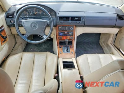 Zdjęcie 8 z 11 samochodu: 1993 MERCEDES-BENZ 500 SL VIN:WDBFA67E3PF072375 - miniatura