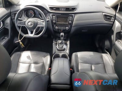 Zdjęcie 8 z 13 samochodu: 2020 NISSAN ROGUE SL VIN:5N1AT2MV2LC723893 - miniatura