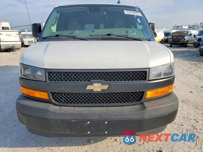 Piąte zdjęcie samochodu w środku: 2019 CHEV EXPRESS G2500 VIN:1GCWGAFP2K1367866 - miniatura