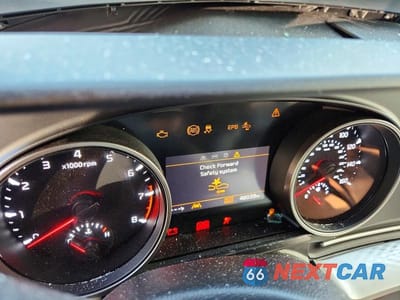 Zdjęcie 9 z 13 samochodu: 2024 KIA CARNIVAL LX VIN:KNDNB4H35R6433071 - miniatura