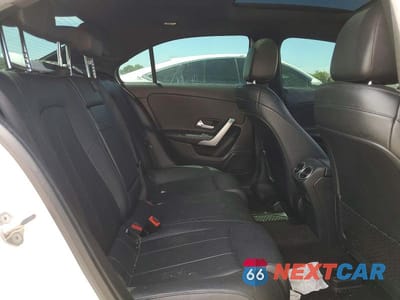 Zdjęcie 10 z 13 samochodu: 2020 MERCEDES-BENZ A 220 VIN:W1K3G4EB2LW046673 - miniatura