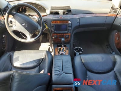 Zdjęcie 8 z 12 samochodu: 2003 MERCEDES-BENZ S 500 4MATIC VIN:WDBNG84J53A363619 - miniatura