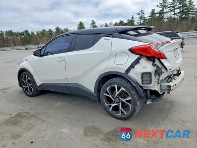 Drugie zdjęcie samochodu z przodu: 2019 TOYOTA C-HR XLE VIN:NMTKHMBX7KR100503 - miniatura