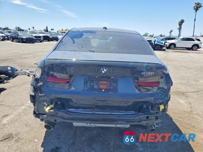 Zdjęcie 6 z 13 samochodu: 2025 BMW 330I VIN:3MW69CW02S8F31618 - miniatura