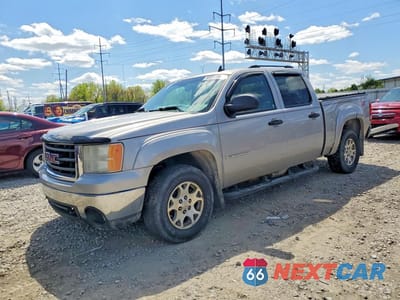 2007 GMC NEW SIERRA K1500 2GTEK13M371533852 - główne zdjęcie licytacji z USA - miniatura