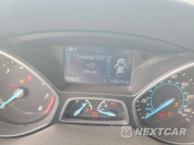 Zdjęcie 9 z 13 samochodu: 2015 FORD ESCAPE SE VIN:1FMCU9GX2FUC85063 - miniatura