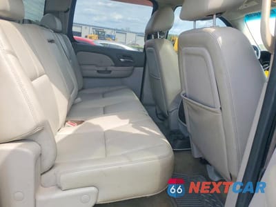 Zdjęcie 10 z 11 samochodu: 2010 GMC SIERRA K1500 SLT VIN:3GTRKWE3XAG179992 - miniatura