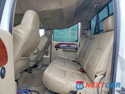 Zdjęcie 10 z 13 samochodu: 2006 FORD F350 SUPER DUTY VIN:1FTWW33P06ED21521 - miniatura