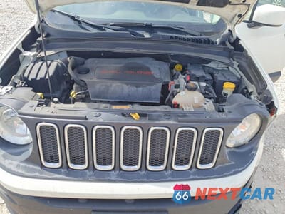 Zdjęcie 12 z 13 samochodu: 2017 JEEP RENEGADE LATITUDE VIN:ZACCJBBBXHPG60914 - miniatura