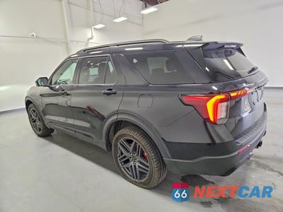 Drugie zdjęcie samochodu z przodu: 2026 FORD EXPLORER ST-LINE VIN:1FMUK8KH5TGA78634 - miniatura