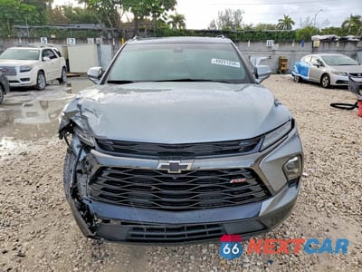 Piąte zdjęcie samochodu w środku: 2024 CHEVROLET BLAZER RS VIN:3GNKBERS6RS238730 - miniatura