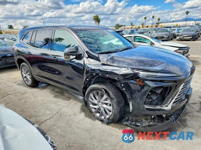 Czwarte zdjęcie samochodu z boku: 2026 BUICK ENCLAVE PREFERRED VIN:5GAEVAKS1TJ289868 - miniatura