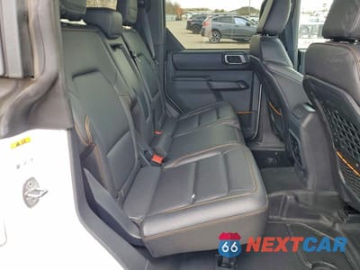 Zdjęcie 11 z 13 samochodu: 2024 FORD BRONCO BADLANDS VIN:1FMEE9BP1RLB52219 - miniatura