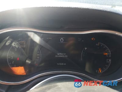 Zdjęcie 9 z 13 samochodu: 2016 JEEP GRAND CHEROKEE LIMITED VIN:1C4RJFBG0GC488490 - miniatura