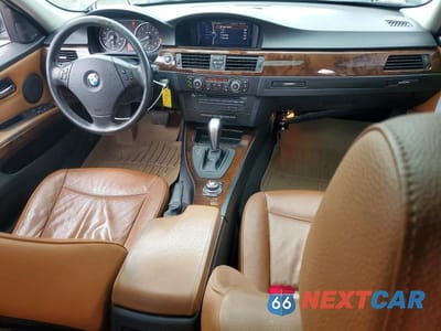 Zdjęcie 8 z 12 samochodu: 2011 BMW 335 XI VIN:WBAPL5C53BA920371 - miniatura