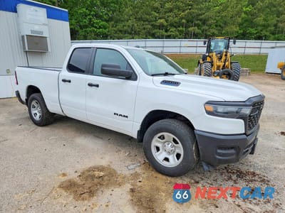 Czwarte zdjęcie samochodu z boku: 2025 RAM 1500 TRADESMAN VIN:1C6RRFCGXSN650119 - miniatura