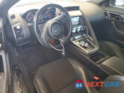 Zdjęcie 8 z 11 samochodu: 2017 JAGUAR F-TYPE VIN:SAJWA6AT4H8K46387 - miniatura