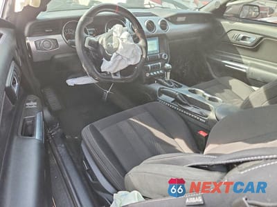 Zdjęcie 8 z 12 samochodu: 2018 FORD MUSTANG VIN:1FA6P8TH2J5165290 - miniatura