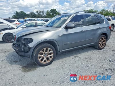 2013 BMW X5 XDRIVE35I 5UXZV4C52D0G55968 - główne zdjęcie licytacji z USA - miniatura