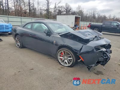 Czwarte zdjęcie samochodu z boku: 2025 DODGE CHARGER DAYTONA SCAT PACK VIN:2C3CDBDK7SR547515 - miniatura
