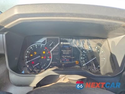 Zdjęcie 9 z 12 samochodu: 2025 TOYOTA TUNDRA SR VIN:5TFKB5AA9SX050364 - miniatura