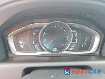 Zdjęcie 9 z 13 samochodu: 2015 VOLVO XC60 T6 PREMIER+ VIN:YV4902RC5F2615136 - miniatura