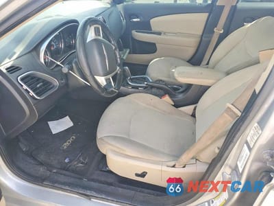 Zdjęcie 7 z 12 samochodu: 2013 CHRYSLER 200 TOURING VIN:1C3CCBBB7DN765850 - miniatura
