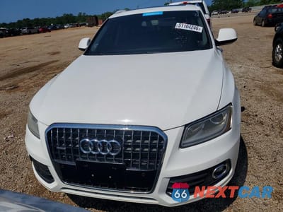 Piąte zdjęcie samochodu w środku: 2016 AUDI Q5 PREMIUM PLUS VIN:WA1L2AFP9GA029447 - miniatura