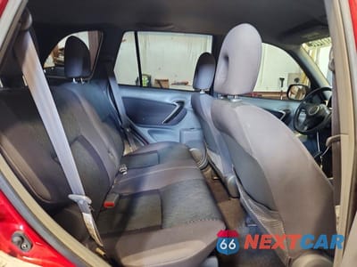 Zdjęcie 10 z 12 samochodu: 2001 TOYOTA RAV4 BASE VIN:JTEHH20V710059708 - miniatura