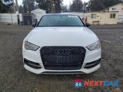 Piąte zdjęcie samochodu w środku: 2015 AUDI S3 PRESTIGE VIN:WAUBFGFF8F1077064 - miniatura