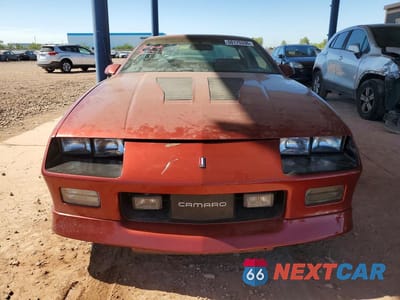 Piąte zdjęcie samochodu w środku: 1988 CHEVROLET CAMARO VIN:1G1FP21F3JL172116 - miniatura