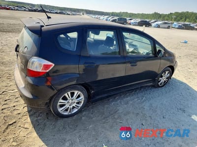 Trzecie zdjęcie samochodu z tyłu: 2009 HONDA FIT VIN:JHMGE874X9S025642 - miniatura