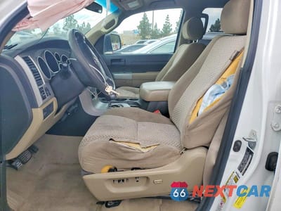 Zdjęcie 7 z 11 samochodu: 2008 TOYOTA TUNDRA SR5 VIN:5TFRV541X8X068494 - miniatura