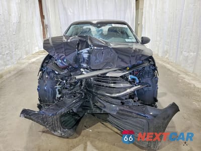 Piąte zdjęcie samochodu w środku: 2024 VOLKSWAGEN JETTA SE VIN:3VW7M7BU8RM075807 - miniatura