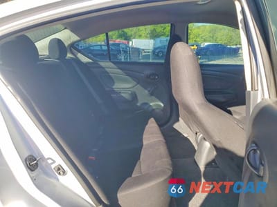 Zdjęcie 10 z 12 samochodu: 2014 NISSAN VERSA 1.6 S VIN:3N1CN7AP3EL811971 - miniatura