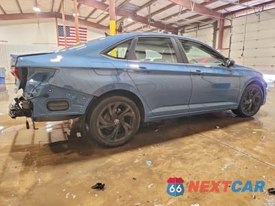 Trzecie zdjęcie samochodu z tyłu: 2025 VOLKSWAGEN JETTA SE VIN:3VW7X7BU4SM069595 - miniatura