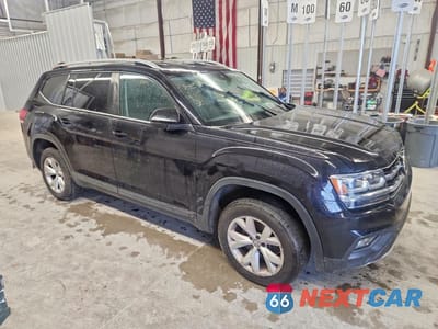 Czwarte zdjęcie samochodu z boku: 2019 VOLKSWAGEN ATLAS SE VIN:1V2UR2CAXKC581711 - miniatura