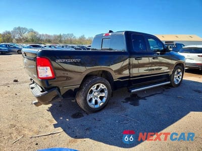 Trzecie zdjęcie samochodu z tyłu: 2020 RAM 1500 BIG HORN VIN:1C6SRFBT0LN174531 - miniatura