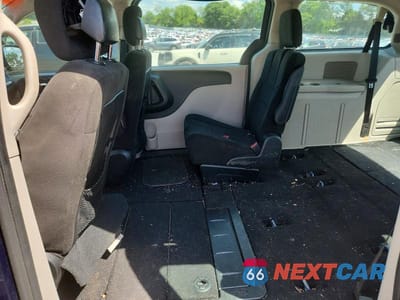 Zdjęcie 11 z 12 samochodu: 2012 DODGE GRAND CARAVAN SE VIN:2C4RDGBG4CR268641 - miniatura