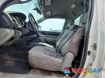 Zdjęcie 7 z 12 samochodu: 2012 TOYOTA TACOMA BASE VIN:5TFNX4CN5CX016738 - miniatura
