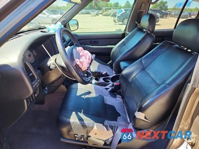 Zdjęcie 7 z 13 samochodu: 2002 NISSAN PATHFINDER SE VIN:JN8DR09Y72W720142 - miniatura