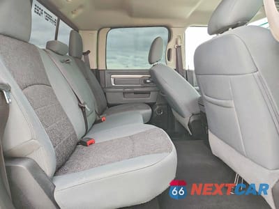 Zdjęcie 10 z 13 samochodu: 2018 RAM 1500 SLT VIN:1C6RR7LM9JS316627 - miniatura