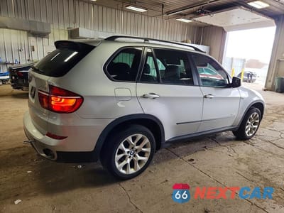 Trzecie zdjęcie samochodu z tyłu: 2012 BMW X5 XDRIVE35I VIN:5UXZV4C53CL765146 - miniatura
